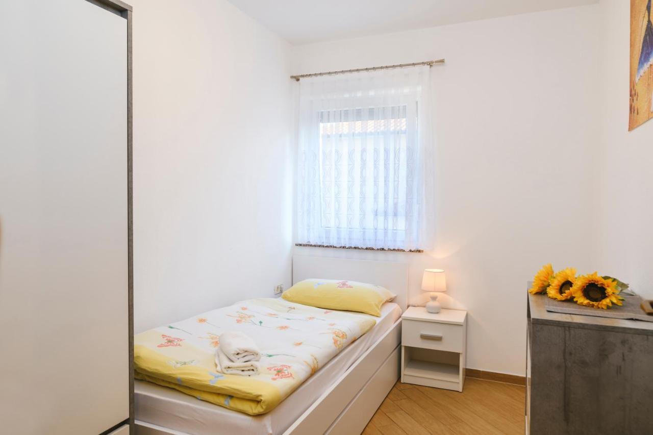 Apartments Mirela كوبر المظهر الخارجي الصورة