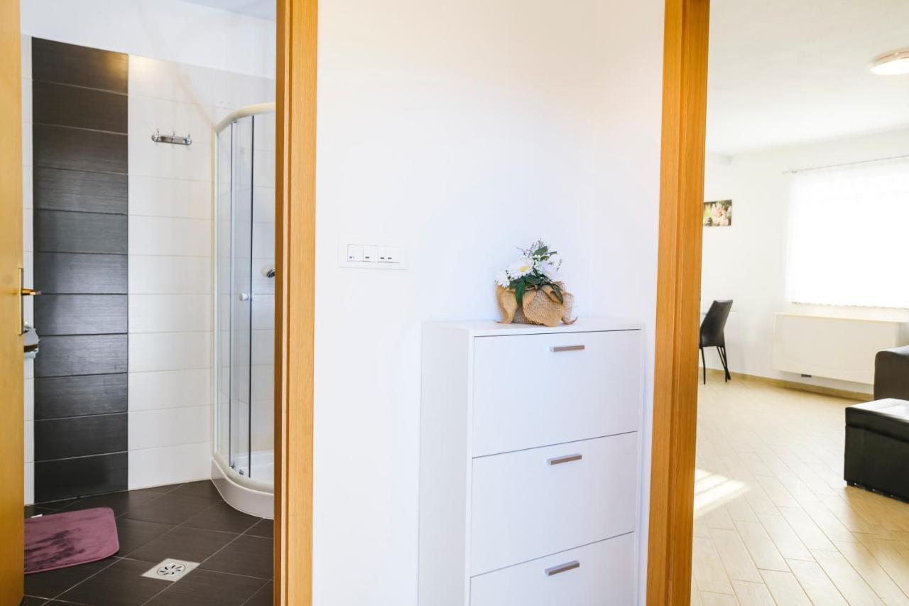 Apartments Mirela كوبر المظهر الخارجي الصورة